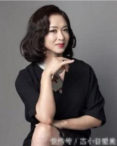 明星网红同台假唱的歌,揭秘明星网红同台假唱瞬间
