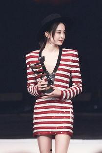 女明星吃黑瓜被抓了吗,真相揭秘，被捕传闻背后