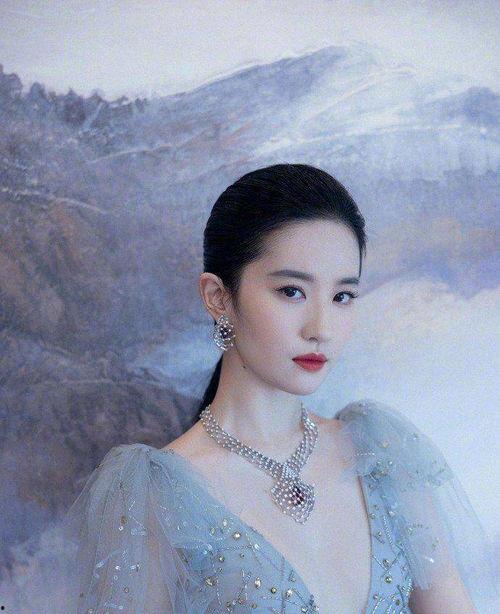 刘亦菲吃瓜爆料,娱乐圈幕后真相曝光