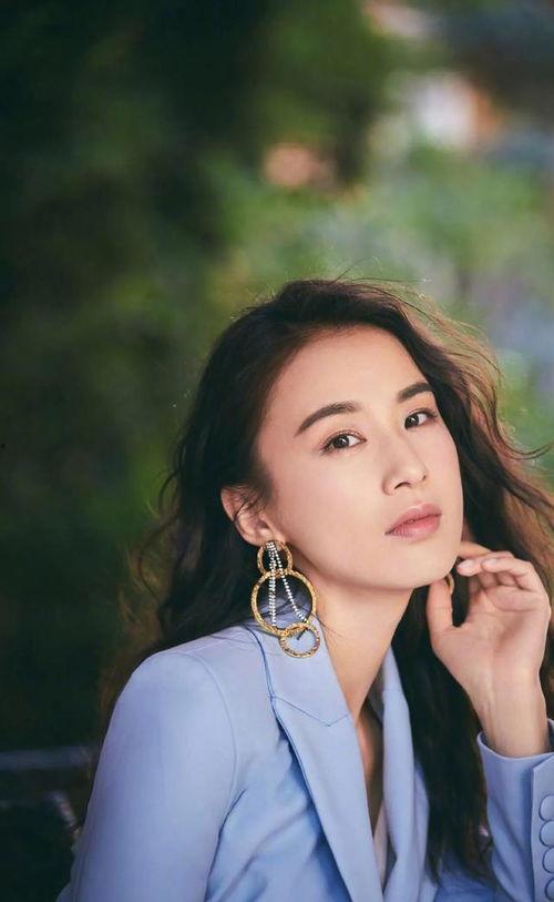 吃瓜爆料黄圣依,娱乐圈幕后真相大揭秘