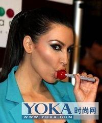 高端定制明星网红款,揭秘高端定制明星网红款背后的时尚传奇