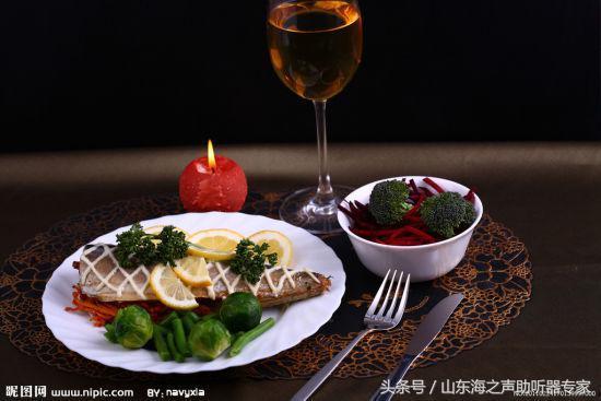 今日头条晚餐吃瓜视频,揭秘娱乐圈幕后故事