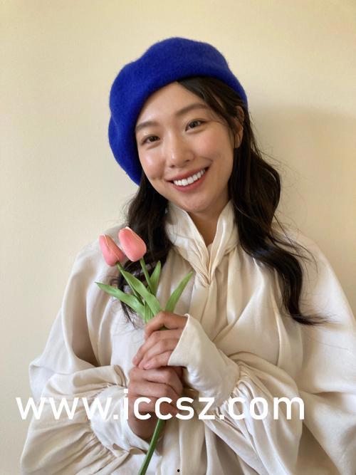 顶级名媛黑料吃瓜在线播放,吃瓜在线播放，真相大揭秘！